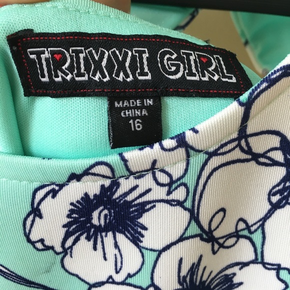 NWOT spring/summer floral dress - Picture 5 of 5